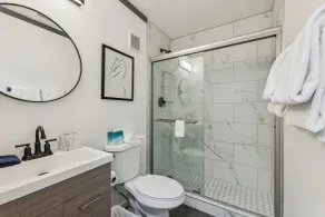 Cozy Snowshoe Condo Rental: Walk to Chair Lift! - Interiör