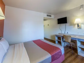 Motel 6-Yreka, CA - Chambre