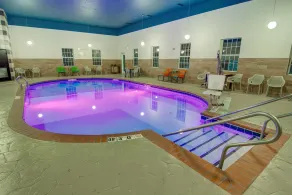 Comfort Suites Newport News Airport - Piscina
