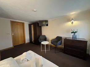 Amara-Gasthaus-Festsaal-Pension  - Camera
