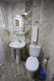 Hotel Grand Urhay - Bad