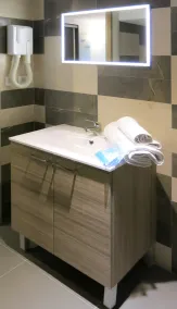 Hôtel La Source - Bathroom