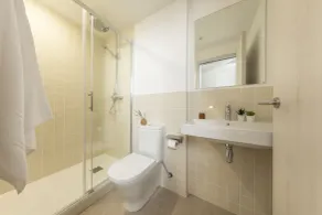 Som Nit Port Vell - Salle de bain