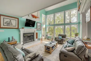'almost Heaven' Coan River Waterfront Home & Dock - Innenbereich