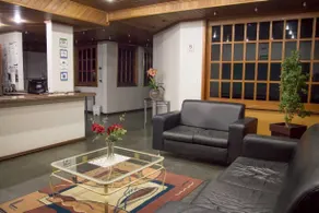 Cristal Executive Hotel - Zona de estar del vestíbulo