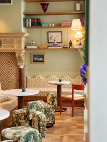 Florès Boutique Hotel - Coin salon dans le hall
