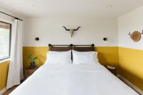 The Bygone - Room