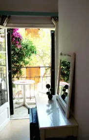 Avra Budget Beach Rooms - Ausblick vom Zimmer