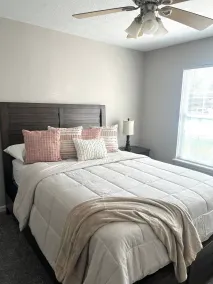 Fantastic Get Away Condo In Strongsville! - Zimmer