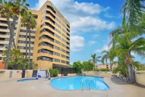 Embassy Suites by Hilton Anaheim Orange - Piscine