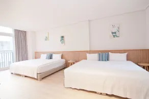 Feng-Chi Inn - Room