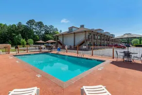 Quality Inn Covington - Piscine