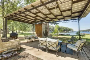 Boat Dock! Lakefront Family Retreat in Talladega - Interior