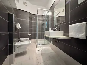 HOTEL NOIR  - Salle de bain