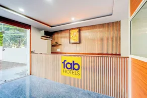 FabHotel Royal Garuda Palace - Resepsjon