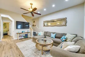 Lakefront Retreat w/ Dock, Patio & Grill in Bracey - Interiør
