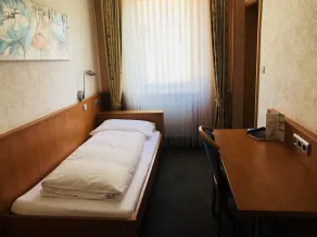 Hotel Europa - Restaurant - Chambre