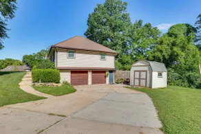 6 Mi to Cpkc Stadium: Convenient Kansas City Apt - Interior