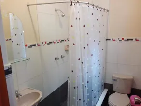 Nasca Travel One Hostel - Bathroom