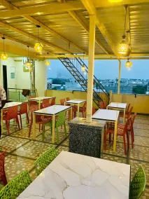 Hotel Rudra Shivalika - Restaurant