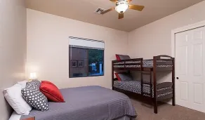 Palm Valley By Signature Vacation Rentals - Room