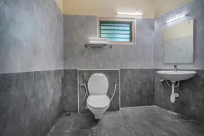 Hotel Sadhabishegam - Salle de bain