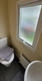 Maison de vacances adaptée aux familles avec piscine | Vue lac - Salle de bain
