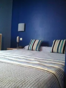 Logis Hotel Le Clos Des Oliviers - Zimmer