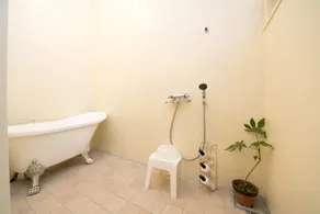 Kyoto style small inn Iru - Bathroom