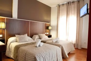 Hospedium Hotel Plaza Manjón - Room