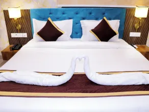 Hotel Tulsi Grand Inn  - Chambre