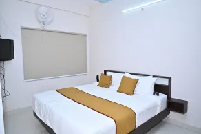 HOTEL SLN COMFORTS - Quarto