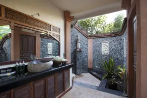 Taman Sari Bali Resort and Spa - Bathroom