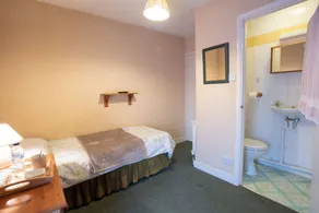 The Coach and Horses - Room