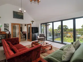 Longmynd - Interior
