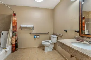 Best Western Plus Kelly Inn & Suites - Salle de bain
