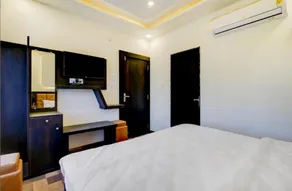 Hotel O Bonsai - Room