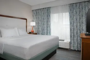 Hampton Inn & Suites Vero Beach Downtown - Chambre