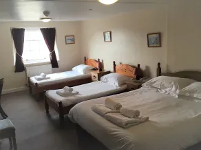 The White Hart Hotel - Room