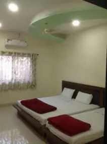 Hotel Radhika Inn - Room