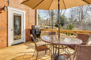 Private Hot Tub, Steps to Main St: Saluda Retreat - Interiør