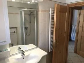 Mountain Home - Families Holidays - Baño