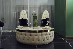 Number One Oxford Street Hotel & Suites - Recepción