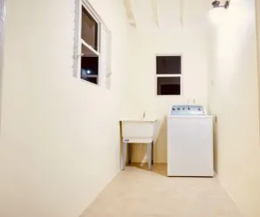Jhadano Villa 3BR Pool Shuttle 3 Mins to Beach - Room