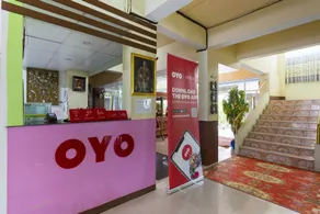 OYO 75356 Thipsiri Lodge - Receção