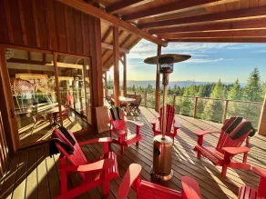 Myra Canyon Lodge + Ranch - Room