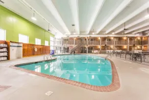 EverSpring Inn and Suites - Basseng