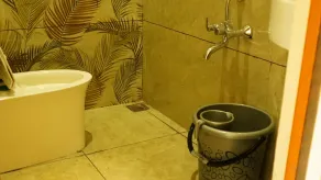 Vasu Inn - Rooms in Valparai - Baño