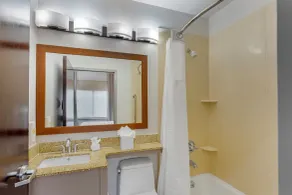 Comfort Inn Staten Island - Salle de bain