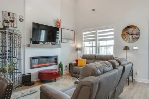 Walk to Marina: Lake Greenwood Retreat w/ Hot Tub - Interiør